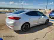 2017 Hyundai Elantra SE z VIN 5NPD74LF0HH201576, wystawiony jako Copart lot #85171515 z przebiegiem 81 010 mil mil oraz Szkoda całkowita • Salvage title. Historia ofert i sprzedaży dostępna na DreamBid. Obrazek 3.