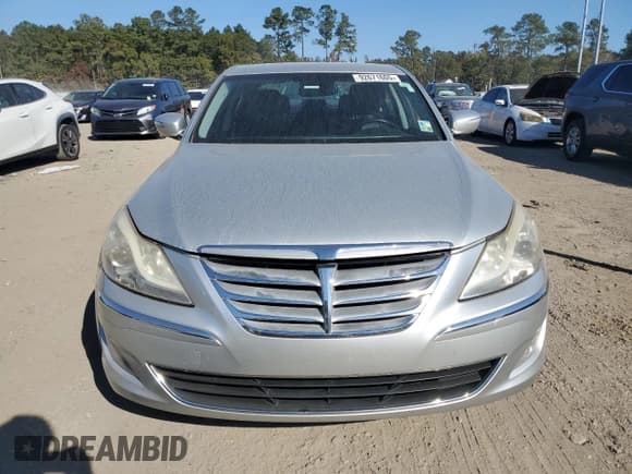 ✅ 2013 Hyundai Genesis 3.8L • VIN: KMHGC4DD7DU236231 • Lot: 92671605. Listed on Copart with 121,244 mi. Free auction sales archive from the USA and detailed vehicle history report at DreamBid. Image 5.