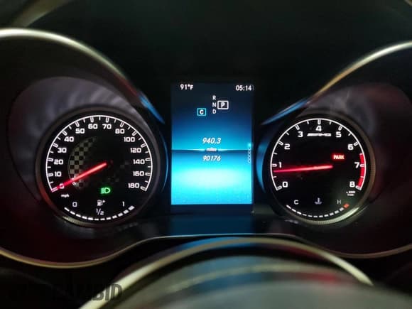 ✅ 2019 Mercedes-Benz C 43 AMG • VIN: 55SWF6EB0KU321108 • Lot: 64520005. Wystawiony na Copart z przebiegiem 90 176 mil. Bezpłatny archiwum sprzedaży aukcyjnych z USA i szczegółowy raport historii pojazdu na DreamBid. Zdjęcie 9.