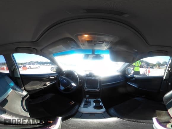 ✅ 2014 Toyota Camry SE • VIN: 4T1BK1FK7EU537638 • Лот: 43148962. Опубликован ранее на IAAI с пробегом Не указан. Бесплатный доступ к архиву аукционных продаж из США и подробный отчёт об истории автомобиля на DreamBid. Изображение 17.