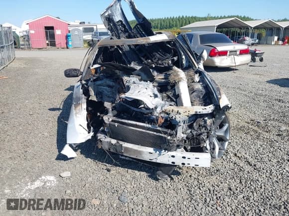 ✅ 2017 Dodge Charger R/T • VIN: 2C3CDXCT1HH579253 • Lot: 43268745. Listed on IAAI with Not provided. Free auction sales archive from the USA and detailed vehicle history report at DreamBid. Image 12.