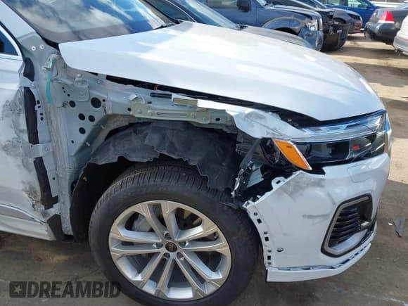 ✅ 2025 Audi Q7 Premium Plus • VIN: WA1LCBF77SD006792 • Лот: 40974266. Опубликован ранее на IAAI с пробегом 6 554 миль. Бесплатный доступ к архиву аукционных продаж из США и подробный отчёт об истории автомобиля на DreamBid. Изображение 6.