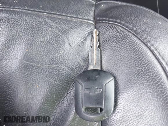 ✅ 2015 Chevrolet Captiva Sport LT • VIN: 3GNAL3EK2FS521012 • Lot: 42446519. Wystawiony na IAAI z przebiegiem 141 445 mil. Bezpłatny archiwum sprzedaży aukcyjnych z USA i szczegółowy raport historii pojazdu na DreamBid. Zdjęcie 11.