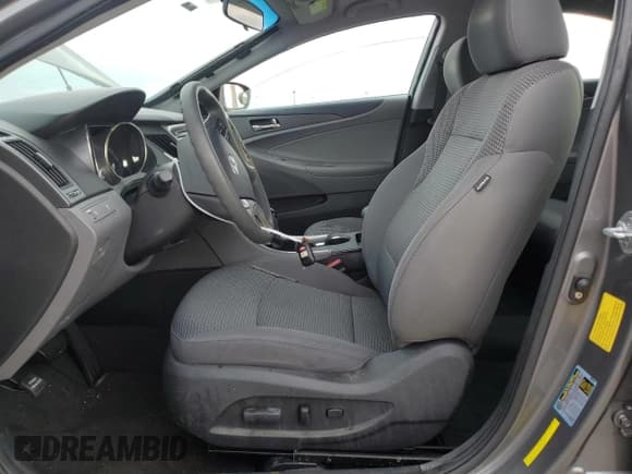 ✅ 2011 Hyundai Sonata GLS • VIN: 5NPEB4AC1BH134621 • Lot: 74622804. Listed on Copart with 37,257 mi. Free auction sales archive from the USA and detailed vehicle history report at DreamBid. Image 7.