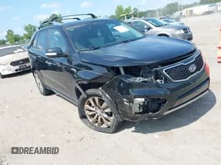 ✅ 2012 Kia Sorento SX • VIN: 5XYKW4A2XCG232506 • Lot: 42740284. Wystawiony na IAAI z przebiegiem 140 990 mil. Bezpłatny archiwum sprzedaży aukcyjnych z USA i szczegółowy raport historii pojazdu na DreamBid. Zdjęcie 1.