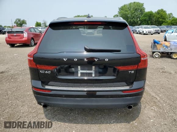 ✅ 2020 Volvo XC60 Momentum • VIN: YV4102DK8L1478514 • Lot: 58744305. Wystawiony na Copart z przebiegiem 50 627 mil. Bezpłatny archiwum sprzedaży aukcyjnych z USA i szczegółowy raport historii pojazdu na DreamBid. Zdjęcie 6.