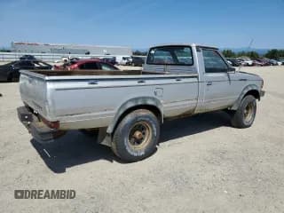 ✅ 1981 Datsun 720 • VIN: JN6MD02Y8BW002679 • Lot: 54803875. Wystawiony na Copart z przebiegiem 109 018 mil. Bezpłatny archiwum sprzedaży aukcyjnych z USA i szczegółowy raport historii pojazdu na DreamBid. Zdjęcie 3.