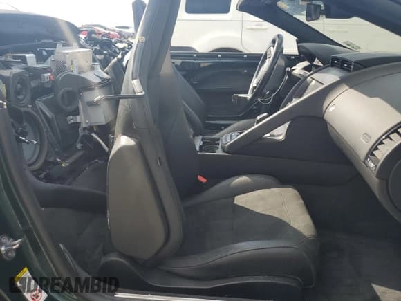 ✅ 2021 Jaguar F-Type P300 • VIN: SAJDD5GX8MCK75837 • Lot: 62200555. Listed on Copart with 35,361 mi. Free auction sales archive from the USA and detailed vehicle history report at DreamBid. Image 10.