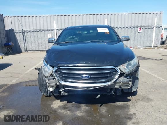✅ 2013 Ford Taurus Limited • VIN: 1FAHP2F82DG133885 • Lot: 42393686. Listed on IAAI with 141,912 mi. Free auction sales archive from the USA and detailed vehicle history report at DreamBid. Image 6.