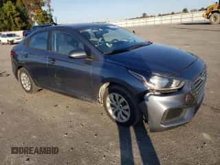 2019 Hyundai Accent SE z VIN 3KPC24A39KE073983, wystawiony jako Copart lot #73158783 z przebiegiem 153 565 mil mil oraz . Historia ofert i sprzedaży dostępna na DreamBid. Obrazek 4.
