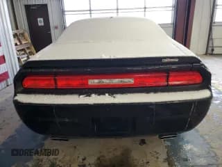 ✅ 2014 Dodge Challenger SXT Plus • VIN: 2C3CDYAG6EH217930 • Lot: 45213035. Wystawiony na Copart z przebiegiem 182 837 mil. Bezpłatny archiwum sprzedaży aukcyjnych z USA i szczegółowy raport historii pojazdu na DreamBid. Zdjęcie 6.