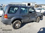 ✅ 2003 Ford Escape XLS Popular • VIN: 1FMYU921X3KB87480 • Lot: 91208065. Listed on Copart with 180,153 mi. Free auction sales archive from the USA and detailed vehicle history report at DreamBid. Image 3.