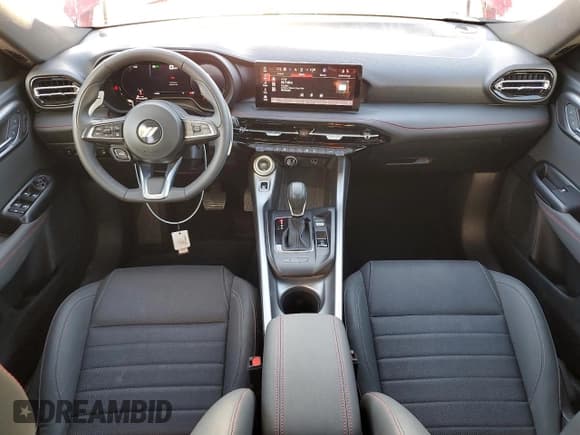 ✅ 2024 Dodge Hornet R/T • VIN: ZACPDFCW3R3A30386 • Lot: 89825115. Listed on Copart with 39,593 mi. Free auction sales archive from the USA and detailed vehicle history report at DreamBid. Image 8.