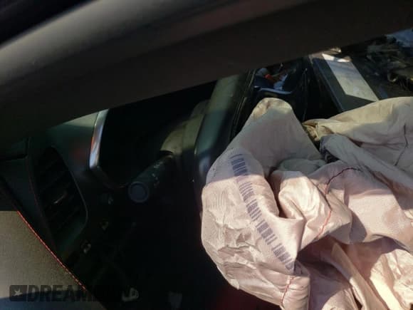 ✅ 2017 Chevrolet Corvette Z06 1LZ • VIN: 1G1YN2D60H5600314 • Lot: 70778635. Wystawiony na Copart z przebiegiem Nie podano. Bezpłatny archiwum sprzedaży aukcyjnych z USA i szczegółowy raport historii pojazdu na DreamBid. Zdjęcie 9.