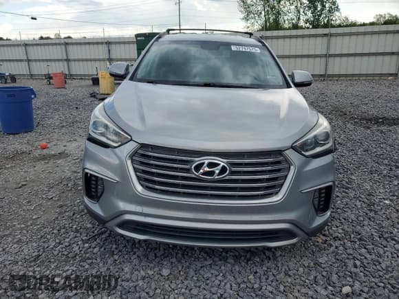 ✅ 2017 Hyundai Santa Fe Limited • VIN: KM8SN4HF5HU175063 • Лот: 52747575. Опубликован ранее на Copart с пробегом 81 663 миль. Бесплатный доступ к архиву аукционных продаж из США и подробный отчёт об истории автомобиля на DreamBid. Изображение 5.