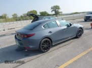 ✅ 2023 Mazda 3 S Carbon Edition • VIN: 3MZBPBCM0PM359965 • Лот: 43125219. Опубликован ранее на IAAI с пробегом 31 971 миль. Бесплатный доступ к архиву аукционных продаж из США и подробный отчёт об истории автомобиля на DreamBid. Изображение 4.