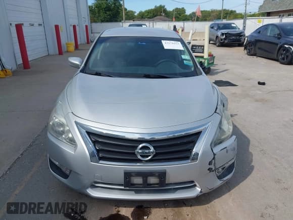 ✅ 2015 Nissan Altima S • VIN: 1N4AL3AP2FC109257 • Лот: 43178423. Опубликован ранее на IAAI с пробегом 54 203 миль. Бесплатный доступ к архиву аукционных продаж из США и подробный отчёт об истории автомобиля на DreamBid. Изображение 12.