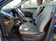 ✅ 2017 Hyundai Santa Fe SE • VIN: KM8SM4HF2HU181678 • Лот: 90695935. Опубликован ранее на Copart с пробегом 187 665 миль. Бесплатный доступ к архиву аукционных продаж из США и подробный отчёт об истории автомобиля на DreamBid. Изображение 7.