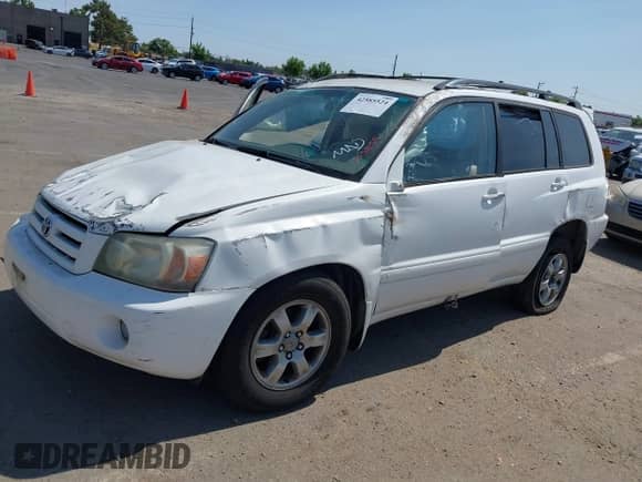 2007 Toyota Highlander с VIN JTEGD21AX70155859, выставлен на аукционе IAAI как лот 42585524 с пробегом 169 792 миль миль и . История ставок и продаж доступна на DreamBid. Изображение 2.