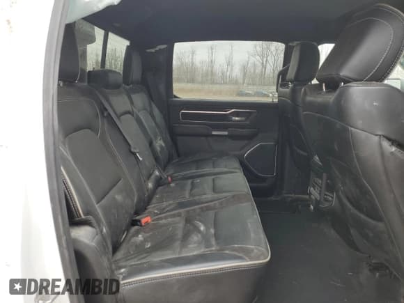 ✅ 2022 Ram 1500 Laramie • VIN: 1C6SRFJM2NN240395 • Лот: 50990235. Опубликован ранее на Copart с пробегом 61 581 миль. Бесплатный доступ к архиву аукционных продаж из США и подробный отчёт об истории автомобиля на DreamBid. Изображение 10.