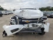 ✅ 2016 Chevrolet Suburban LS • VIN: 1GNSCGEC0GR180640 • Lot: 64640164. Wystawiony na Copart z przebiegiem 175 445 mil. Bezpłatny archiwum sprzedaży aukcyjnych z USA i szczegółowy raport historii pojazdu na DreamBid. Zdjęcie 5.