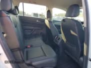 ✅ 2019 Volkswagen Atlas SE • VIN: 1V2WR2CA2KC537663 • Lot: 90953795. Wystawiony na Copart z przebiegiem 88 872 mil. Bezpłatny archiwum sprzedaży aukcyjnych z USA i szczegółowy raport historii pojazdu na DreamBid. Zdjęcie 11.