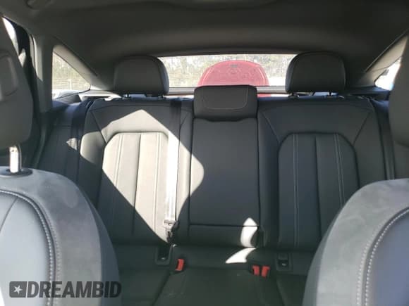 ✅ 2024 Audi Q4 e-tron Sportback Prestige • VIN: WA14UBFZ7RP055339 • Лот: 46027345. Опубликован ранее на Copart с пробегом 8 281 миль. Бесплатный доступ к архиву аукционных продаж из США и подробный отчёт об истории автомобиля на DreamBid. Изображение 10.