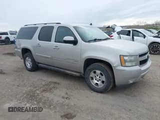 2008 Chevrolet Suburban 2LT с VIN 3GNFK16318G264001, выставлен на аукционе IAAI как лот 42100596 с пробегом 318 296 миль миль и . История ставок и продаж доступна на DreamBid. Изображение 1.