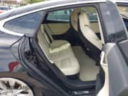 ✅ 2017 Tesla Model S 60 • VIN: 5YJSA1E13HF228486 • Lot: 42092686. Listed on IAAI with 78,089 mi. Free auction sales archive from the USA and detailed vehicle history report at DreamBid. Image 8.