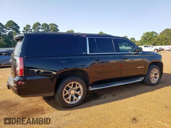 ✅ 2015 GMC Yukon XL SLT • VIN: 1GKS1HKC8FR540846 • Lot: 71243495. Listed on Copart with 223,305 mi. Free auction sales archive from the USA and detailed vehicle history report at DreamBid. Image 3.