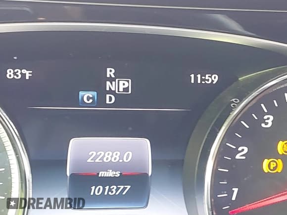 ✅ 2017 Mercedes-Benz E 300 Luxury • VIN: WDDZF4KB8HA032427 • Lot: 43347334. Wystawiony na IAAI z przebiegiem 101 377 mil. Bezpłatny archiwum sprzedaży aukcyjnych z USA i szczegółowy raport historii pojazdu na DreamBid. Zdjęcie 15.