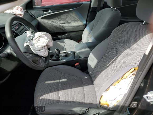 ✅ 2014 Hyundai Sonata GLS • VIN: 5NPEB4AC6EH908785 • Lot: 49233244. Wystawiony na Copart z przebiegiem Nie podano. Bezpłatny archiwum sprzedaży aukcyjnych z USA i szczegółowy raport historii pojazdu na DreamBid. Zdjęcie 7.