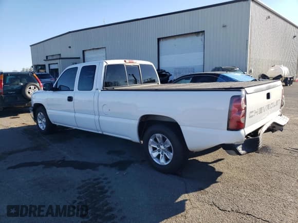 ✅ 2004 Chevrolet Silverado 1500 Work Truck • VIN: 1GCEC19V84E217113 • Лот: 44557325. Опубликован ранее на Copart с пробегом 182 226 миль. Бесплатный доступ к архиву аукционных продаж из США и подробный отчёт об истории автомобиля на DreamBid. Изображение 2.
