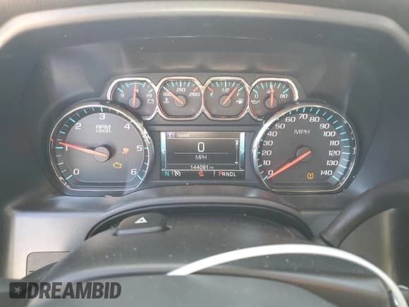 ✅ 2018 GMC Sierra 1500 SLT • VIN: 3GTU2NEC6JG602040 • Лот: 61049375. Опубликован ранее на Copart с пробегом 144 091 миль. Бесплатный доступ к архиву аукционных продаж из США и подробный отчёт об истории автомобиля на DreamBid. Изображение 9.