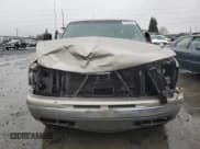 ✅ 2000 Chevrolet Suburban LS • VIN: 3GNFK16TXYG205867 • Лот: 87032424. Опубликован ранее на Copart с пробегом 307 632 миль. Бесплатный доступ к архиву аукционных продаж из США и подробный отчёт об истории автомобиля на DreamBid. Изображение 5.