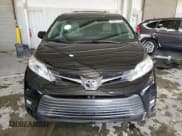 ✅ 2018 Toyota Sienna XLE • VIN: 5TDDZ3DC4JS193877 • Lot: 47871715. Listed on Copart with 100,859 mi. Free auction sales archive from the USA and detailed vehicle history report at DreamBid. Image 5.