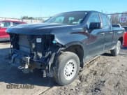 ✅ 2023 Chevrolet Silverado 1500 Work Truck • VIN: 1GCRDAEK1PZ231054 • Lot: 41796877. Wystawiony na IAAI z przebiegiem 34 206 mil. Bezpłatny archiwum sprzedaży aukcyjnych z USA i szczegółowy raport historii pojazdu na DreamBid. Zdjęcie 19.