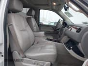 ✅ 2008 Chevrolet Tahoe LTZ • VIN: 1GNFC13048R175160 • Lot: 41452256. Listed on IAAI with 258,793 mi. Free auction sales archive from the USA and detailed vehicle history report at DreamBid. Image 5.