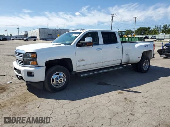 2016 Chevrolet Silverado 3500HD High Country с VIN 1GC4K1E84GF244614, выставлен на аукционе Copart как лот 71503415 с пробегом 438 472 миль миль и Чистый • Clean title. История ставок и продаж доступна на DreamBid. Изображение 1.