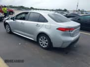 ✅ 2025 Toyota Corolla LE • VIN: 5YFB4MDE3SP312266 • Lot: 43223423. Listed on IAAI with 9,799 mi. Free auction sales archive from the USA and detailed vehicle history report at DreamBid. Image 3.