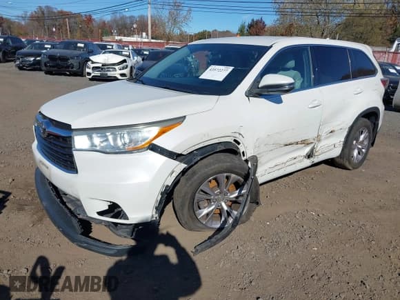 ✅ 2014 Toyota Highlander LE • VIN: 5TDBKRFH7ES032971 • Лот: 43572277. Опубликован ранее на IAAI с пробегом 115 568 миль. Бесплатный доступ к архиву аукционных продаж из США и подробный отчёт об истории автомобиля на DreamBid. Изображение 2.