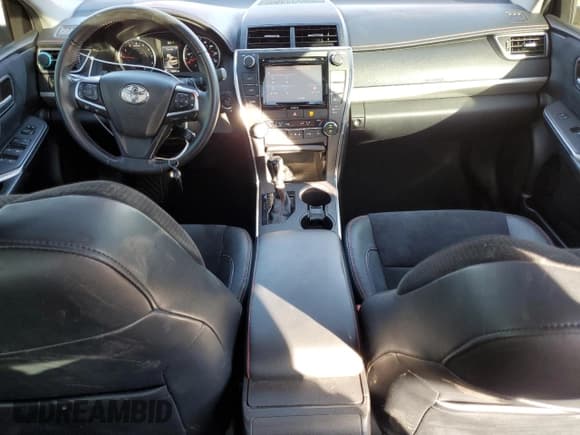 ✅ 2016 Toyota Camry XSE • VIN: 4T1BK1FKXGU570071 • Lot: 82506865. Wystawiony na Copart z przebiegiem 160 447 mil. Bezpłatny archiwum sprzedaży aukcyjnych z USA i szczegółowy raport historii pojazdu na DreamBid. Zdjęcie 8.