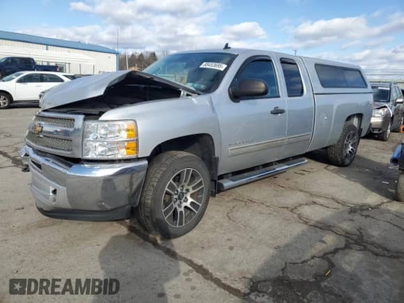 2012 Chevrolet Silverado 1500 LT with VIN 1GCRKSE01CZ271719, listed as a Copart auction lot 88453695 with 139,300 mi miles and Salvage title. Bid and sale history available at DreamBid. Image 1.