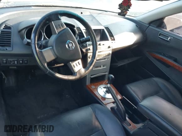 ✅ 2005 Nissan Maxima SE • VIN: 1N4BA41E85C844984 • Lot: 42136914. Wystawiony na IAAI z przebiegiem Nie podano. Bezpłatny archiwum sprzedaży aukcyjnych z USA i szczegółowy raport historii pojazdu na DreamBid. Zdjęcie 5.