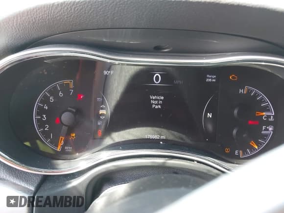 ✅ 2015 Jeep Grand Cherokee Laredo • VIN: 1C4RJFAG9FC913107 • Лот: 42790936. Опубликован ранее на IAAI с пробегом 175 982 миль. Бесплатный доступ к архиву аукционных продаж из США и подробный отчёт об истории автомобиля на DreamBid. Изображение 7.