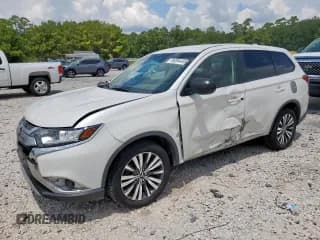 ✅ 2020 Mitsubishi Outlander ES • VIN: JA4AD2A31LZ013623 • Лот: 68394465. Опубликован ранее на Copart с пробегом 95 048 миль. Бесплатный доступ к архиву аукционных продаж из США и подробный отчёт об истории автомобиля на DreamBid. Изображение 1.