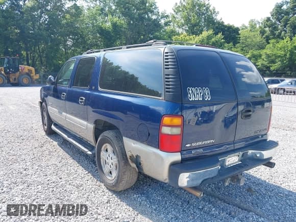 ✅ 2000 Chevrolet Suburban LS • VIN: 3GNFK16T6YG115678 • Лот: 42557069. Опубликован ранее на IAAI с пробегом 286 045 миль. Бесплатный доступ к архиву аукционных продаж из США и подробный отчёт об истории автомобиля на DreamBid. Изображение 6.