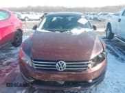 ✅ 2013 Volkswagen Passat S • VIN: 1VWAP7A37DC085454 • Лот: 43835555. Опубликован ранее на IAAI с пробегом 171 496 миль. Бесплатный доступ к архиву аукционных продаж из США и подробный отчёт об истории автомобиля на DreamBid. Изображение 10.