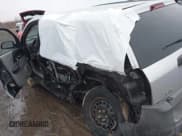 ✅ 2005 Saturn VUE • VIN: 5GZCZ33D95S830599 • Lot: 41477490. Wystawiony na IAAI z przebiegiem Nie podano. Bezpłatny archiwum sprzedaży aukcyjnych z USA i szczegółowy raport historii pojazdu na DreamBid. Zdjęcie 6.