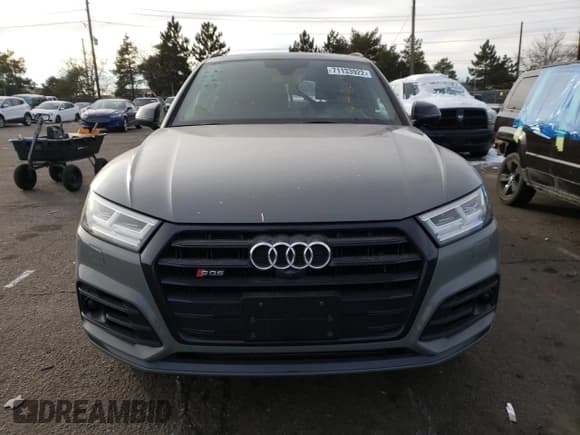 ✅ 2019 Audi SQ5 Prestige • VIN: WA1C4AFY8K2130453 • Lot: 71133922. Wystawiony na Copart z przebiegiem 30 517 mil. Bezpłatny archiwum sprzedaży aukcyjnych z USA i szczegółowy raport historii pojazdu na DreamBid. Zdjęcie 5.